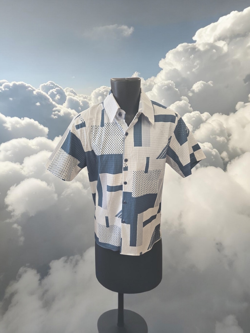 PRONTI MENS BLUE-LT. BLUE WHITE SHORT SLEEVE GEOMETRIC PRINT SHIRT. S1948
